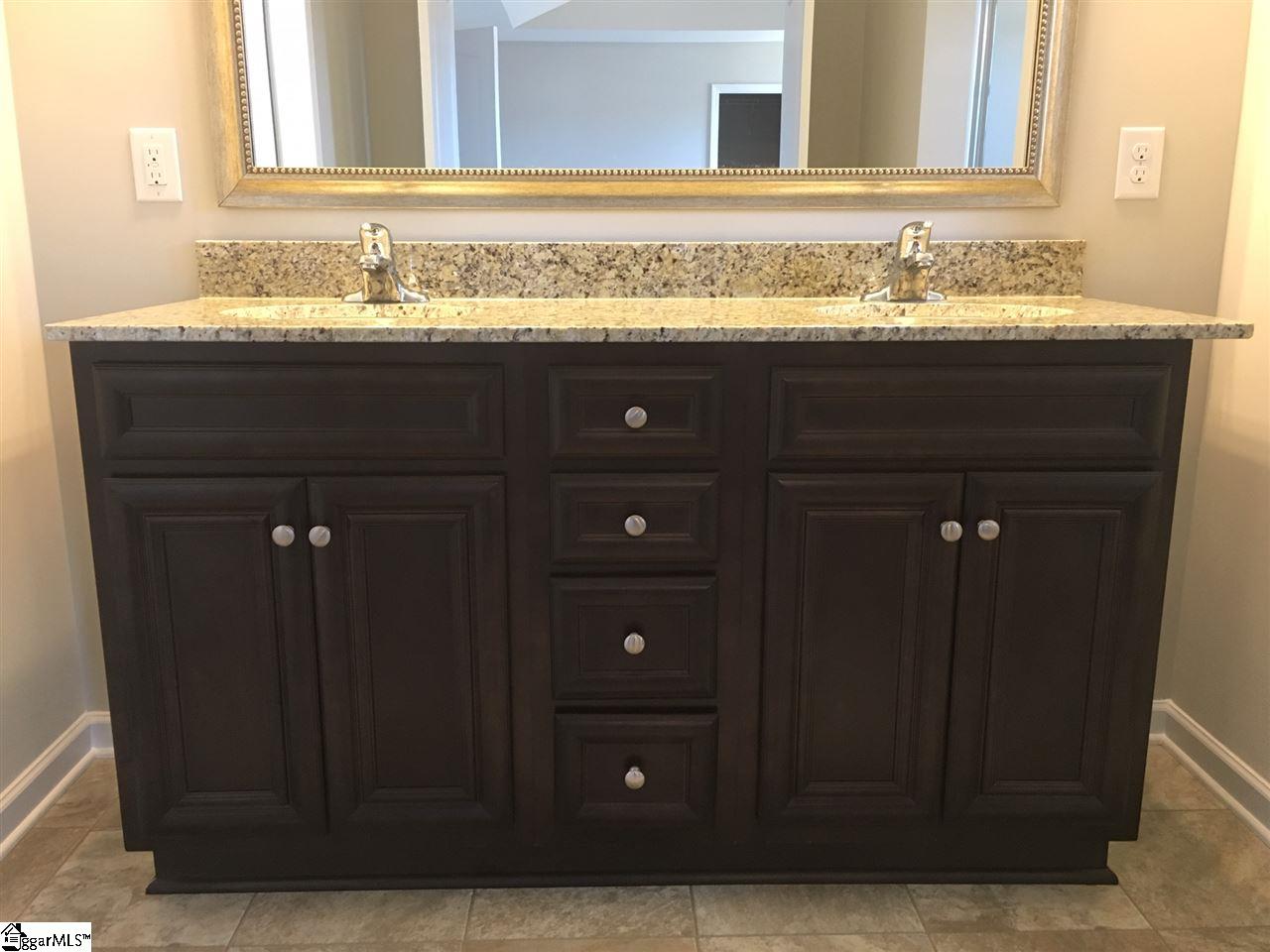 3 Snowy Court Fountain Inn, SC 29644 - Photo 7 of 10 Gallery Image 7