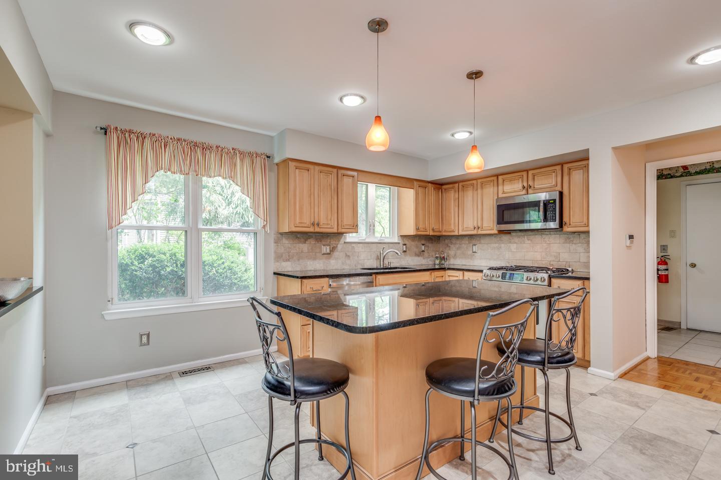 22 Woodbrook Road Voorhees, NJ 08043 - Photo 11 of 52 Gallery Image 11