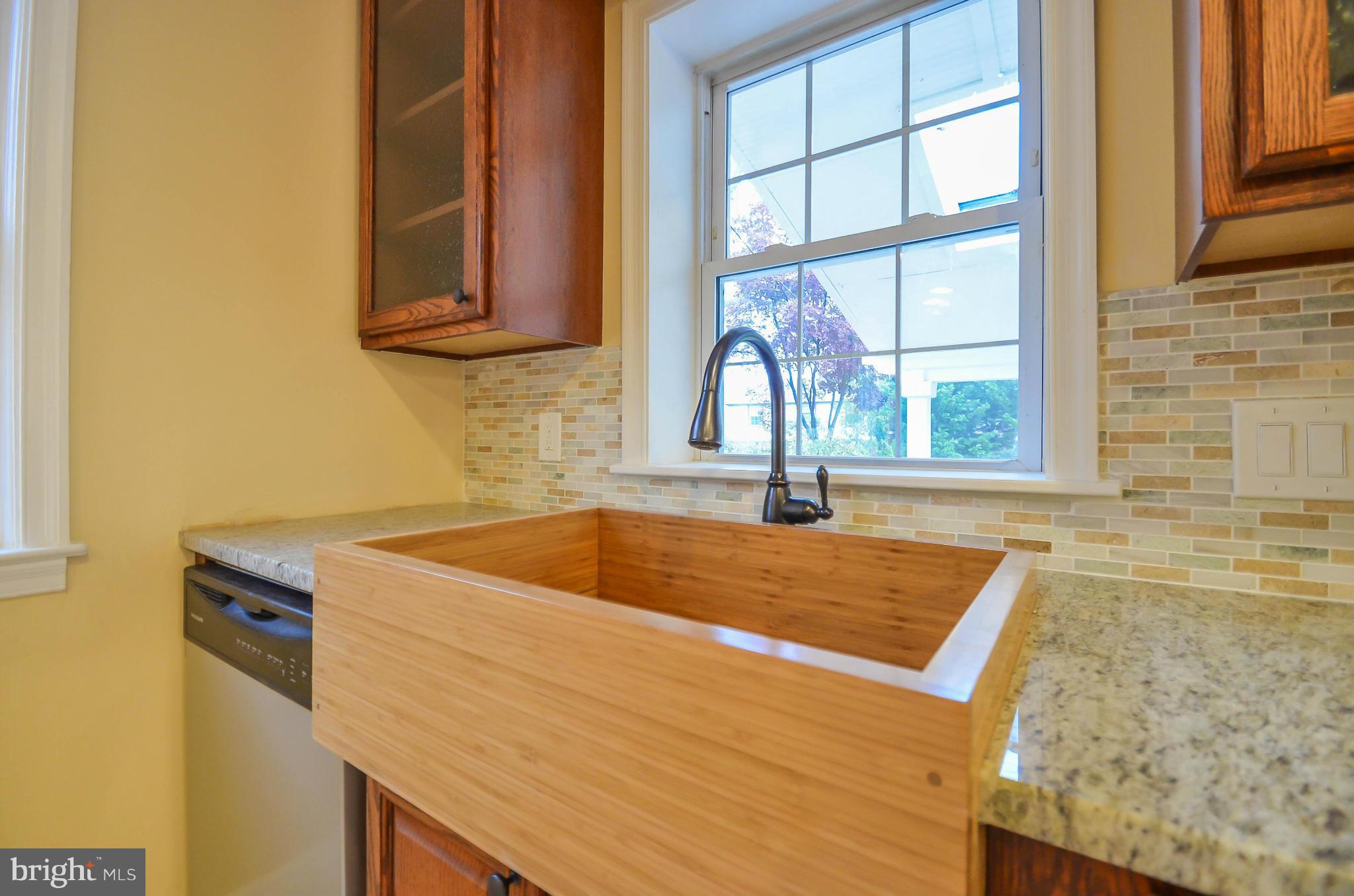 720 Overbrook Road Baltimore, MD 21212 - Photo 10 of 26 a room with a sink and a window