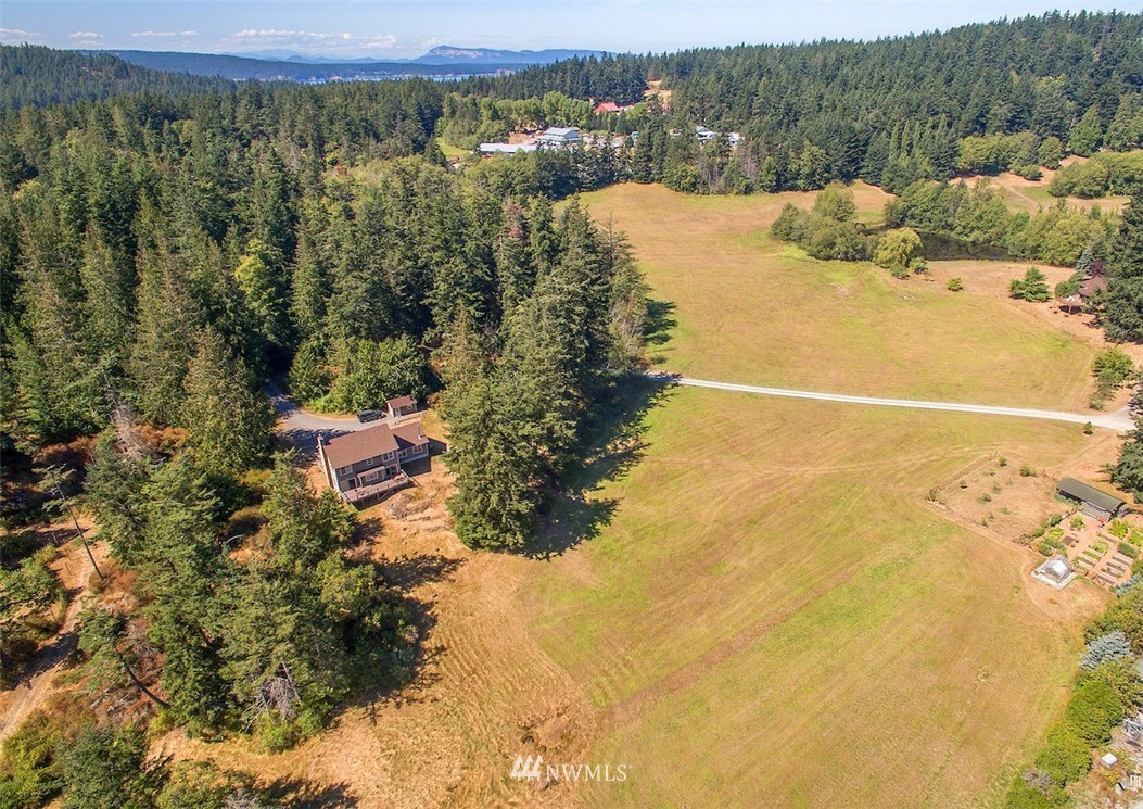 154 Boone's Pond Road Orcas Island, WA 98245 - Photo 3 of 25 Gallery Image 3