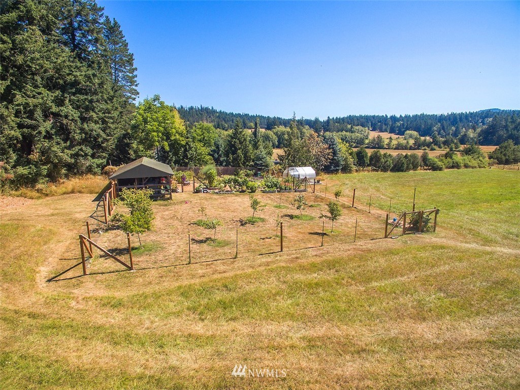 154 Boone's Pond Road Orcas Island, WA 98245 - Photo 4 of 25 Gallery Image 4