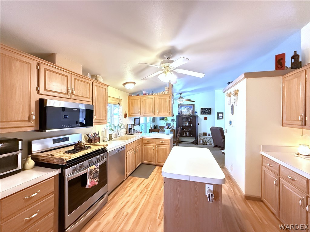 3661 Gila Road Golden Valley, AZ 86413 - Photo 9 of 39 Kitchen