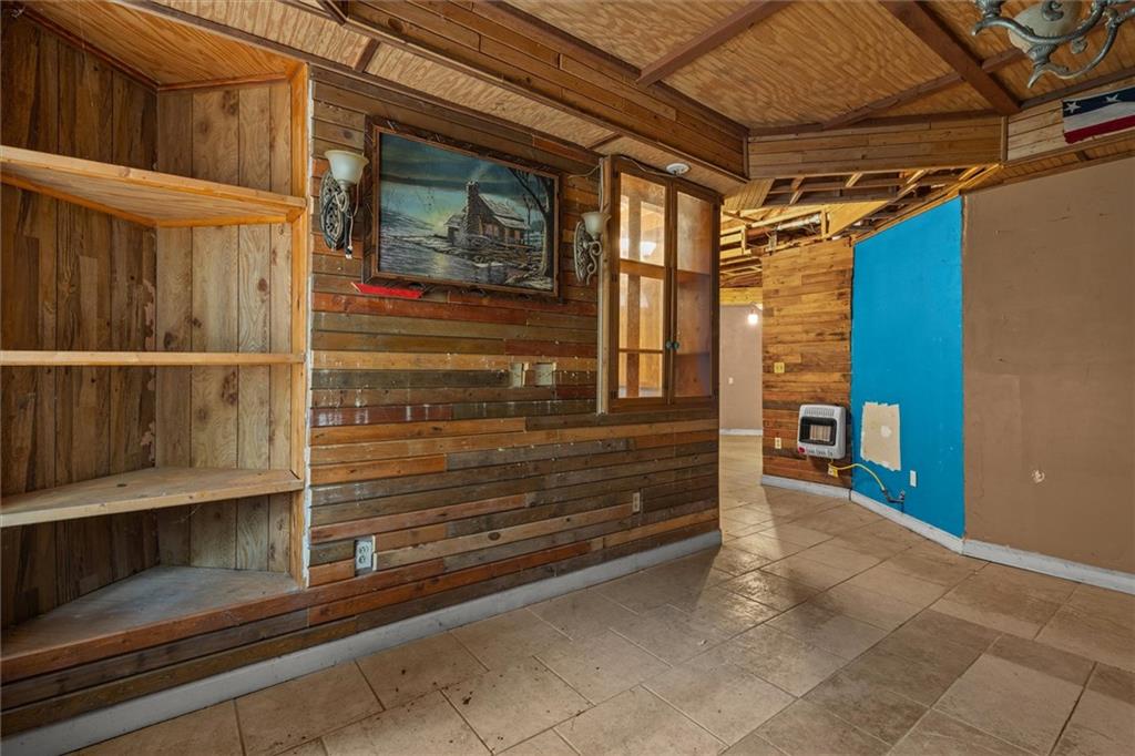 263 Buncombe-Waco Road Waco, GA 30182 - Photo 11 of 14 a view of walk in closet