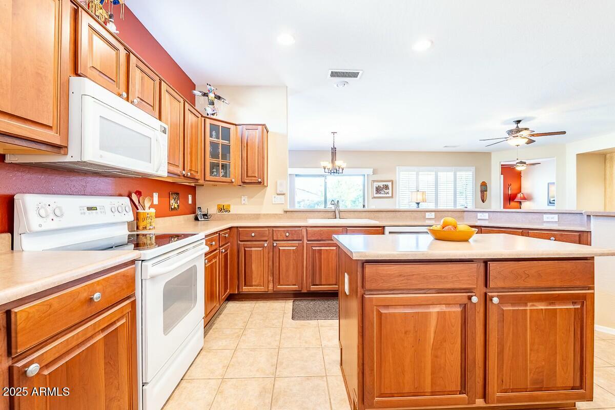 19937 North Turquoise Point Lane Surprise, AZ 85387 - Photo 11 of 29 Kitchen