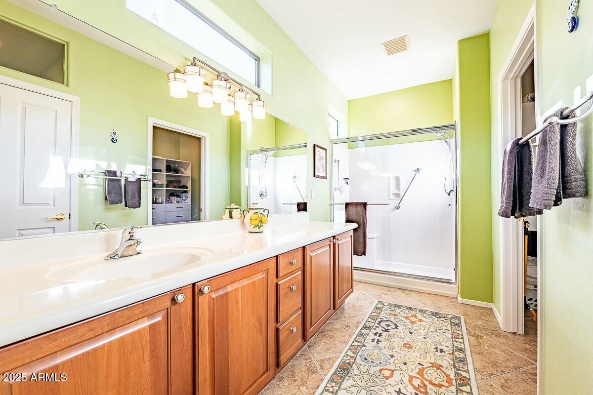 19937 North Turquoise Point Lane Surprise, AZ 85387 - Photo 15 of 29 Main Bath