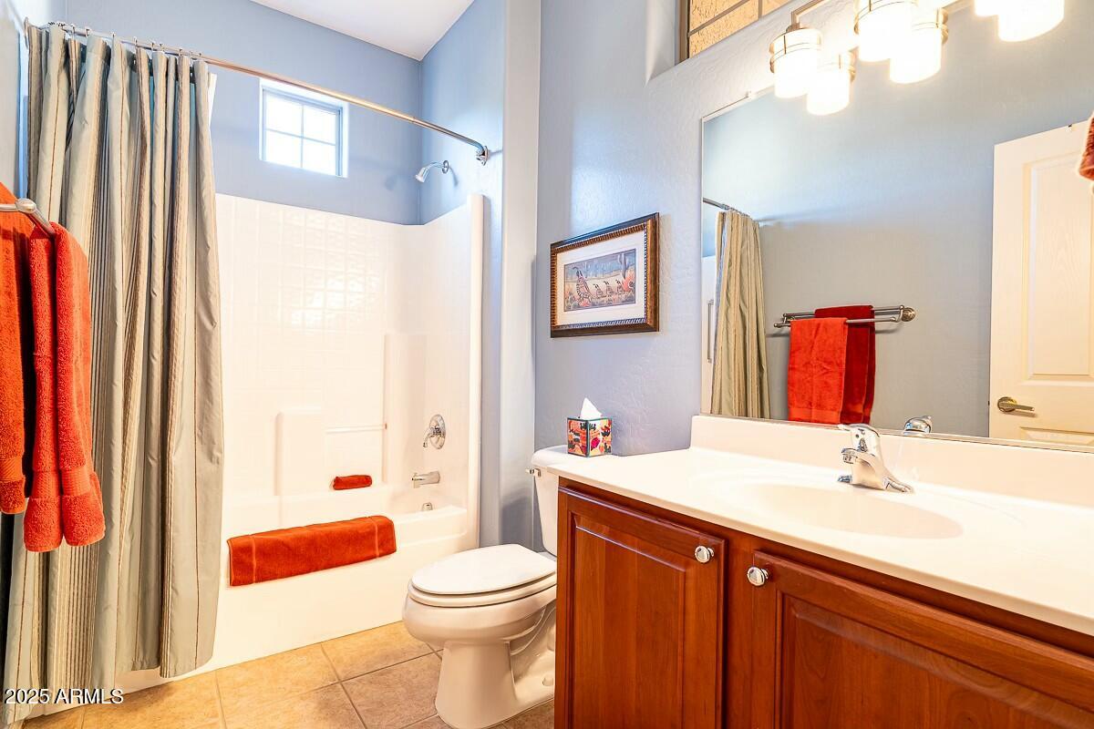 19937 North Turquoise Point Lane Surprise, AZ 85387 - Photo 17 of 29 Guest Bath