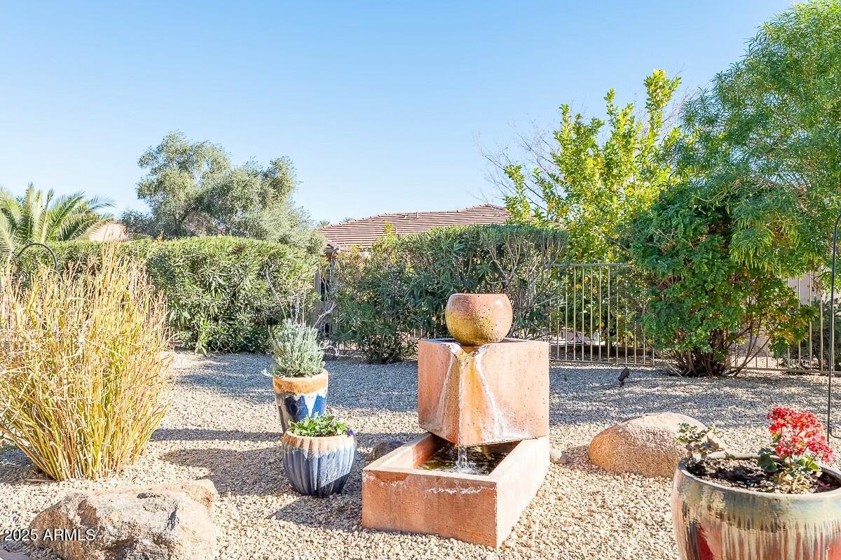 19937 North Turquoise Point Lane Surprise, AZ 85387 - Photo 23 of 29 Fountain
