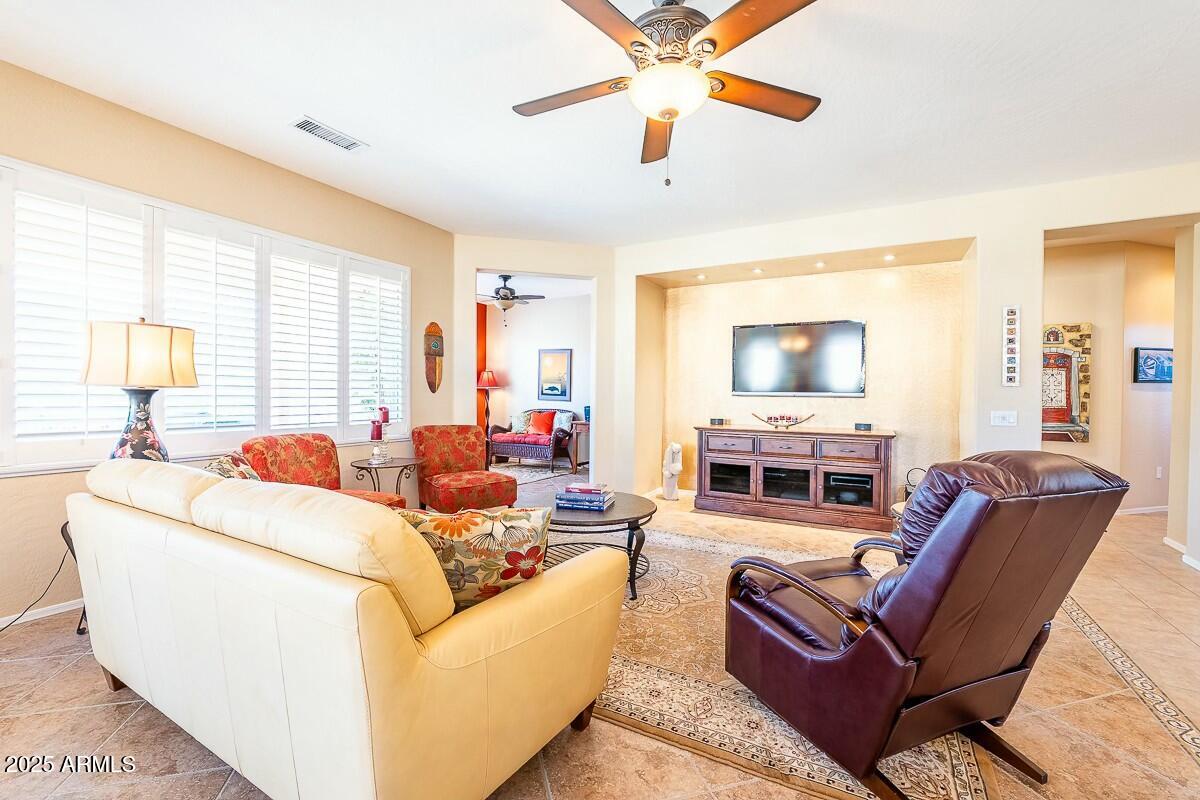 19937 North Turquoise Point Lane Surprise, AZ 85387 - Photo 7 of 29 Great Room