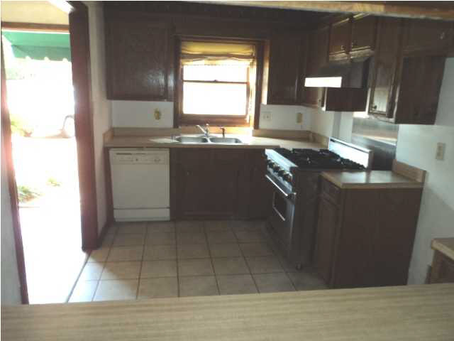 560 Boardwalk Boulevard Ridgeland, MS 39157 - Photo 4 of 8 Photo 4