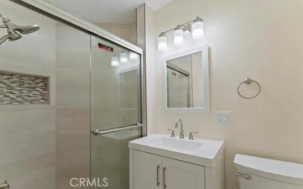 $4,600 | 911 N Pass, Burbank, CA 91505