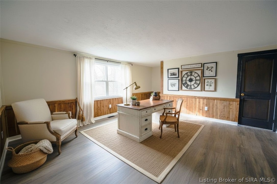 3593 Old Vincennes Road Floyds Knobs, IN 47119 - Photo 11 of 39 * Please note that this property has been virtually staged. The furnishings and décor shown are for illustrative purposes only. These images have been digitally enhanced.
