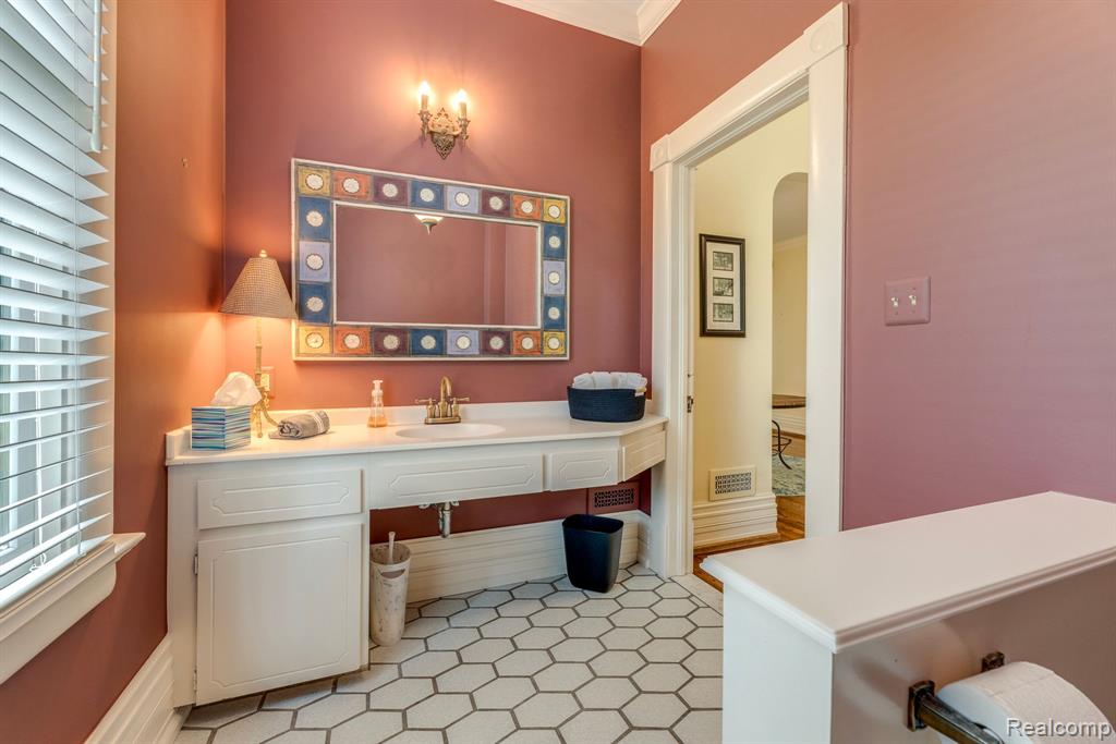 1012 North Riverside Avenue St. Clair, MI 48079 - Photo 45 of 93 Gallery Image 45