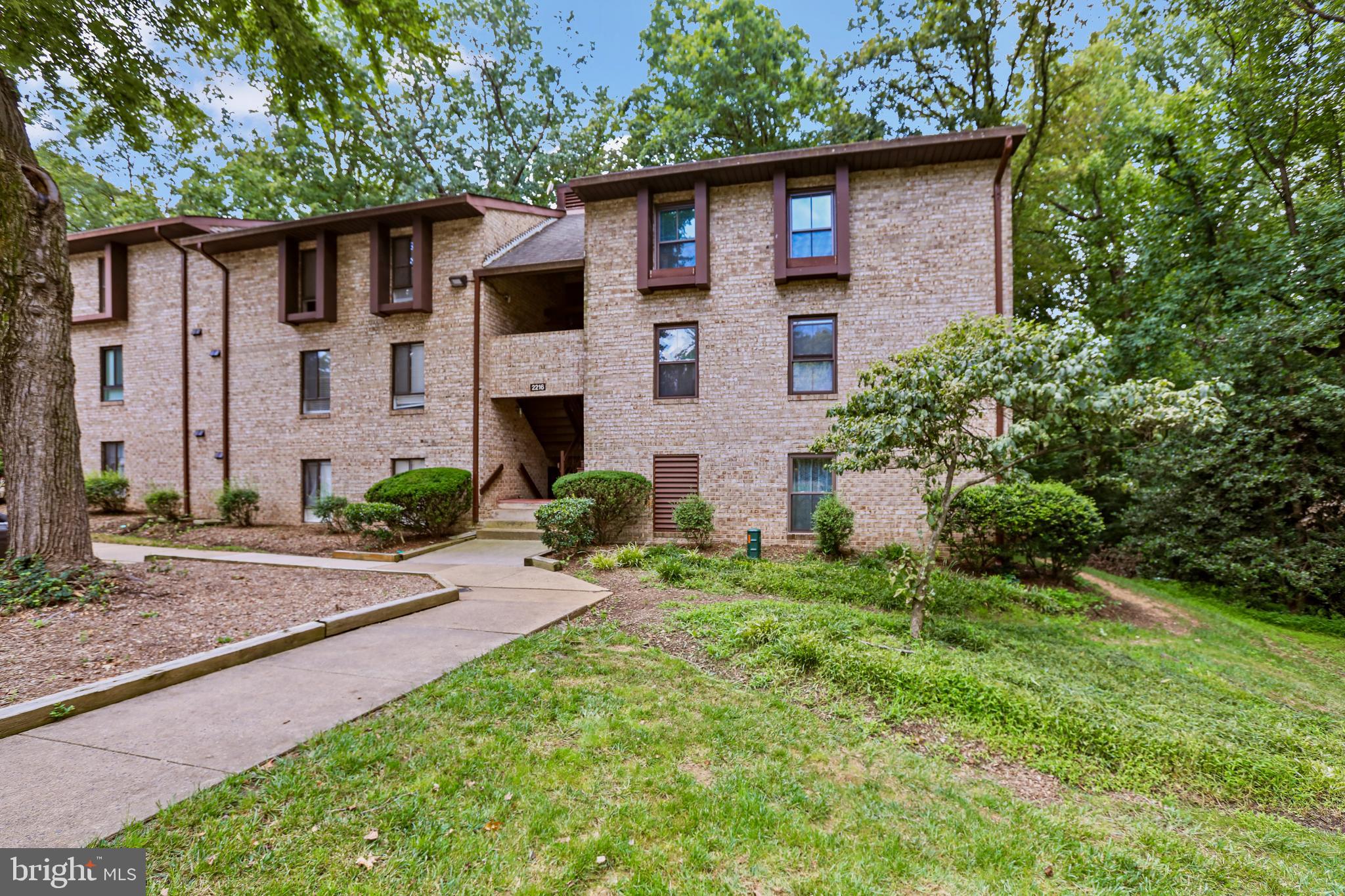 2216 Castle Rock Square, Unit 2B Reston, VA 20191 - Photo 1 of 19 Gallery Image 1