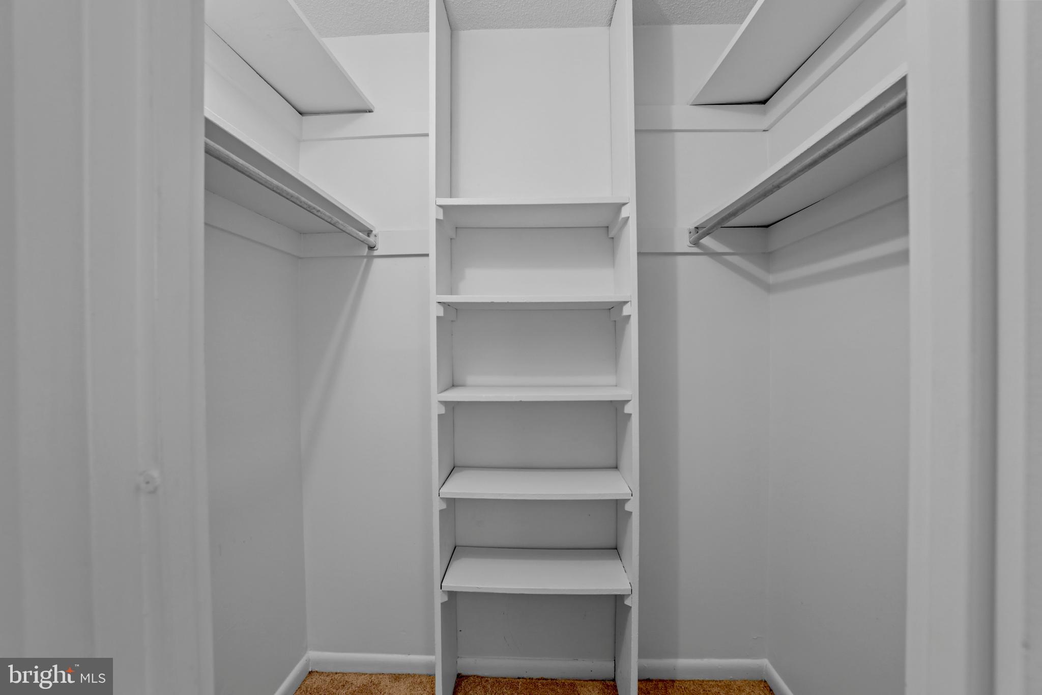 2216 Castle Rock Square, Unit 2B Reston, VA 20191 - Photo 12 of 19 Gallery Image 12