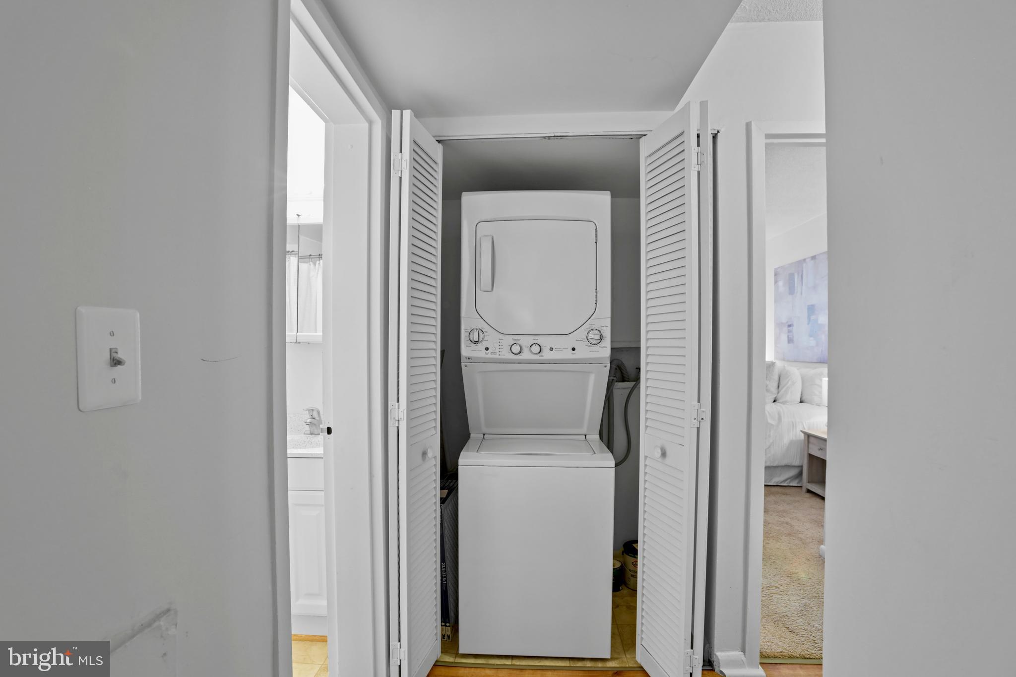 2216 Castle Rock Square, Unit 2B Reston, VA 20191 - Photo 16 of 19 Gallery Image 16