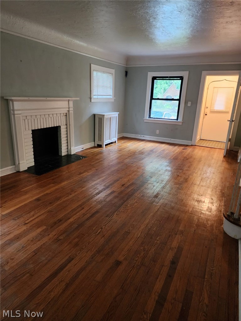 1333 Plainfield Road Cleveland, OH 44121 - Photo 5 of 23
