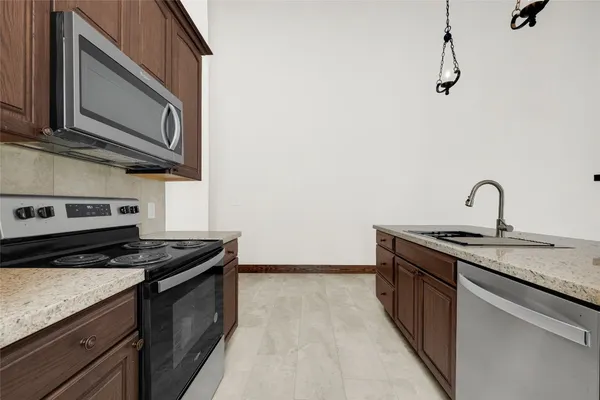$1,850 | 29527 B Turnbury Village Drive, Spring, TX 77386