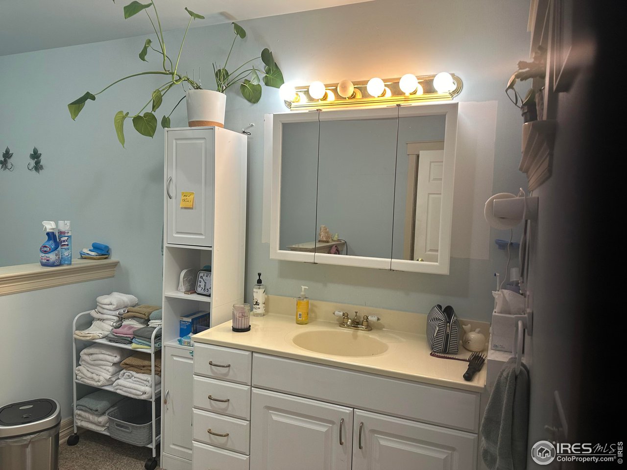 105 Filbert Street Wray, CO 80758 - Photo 6 of 6 Bathroom