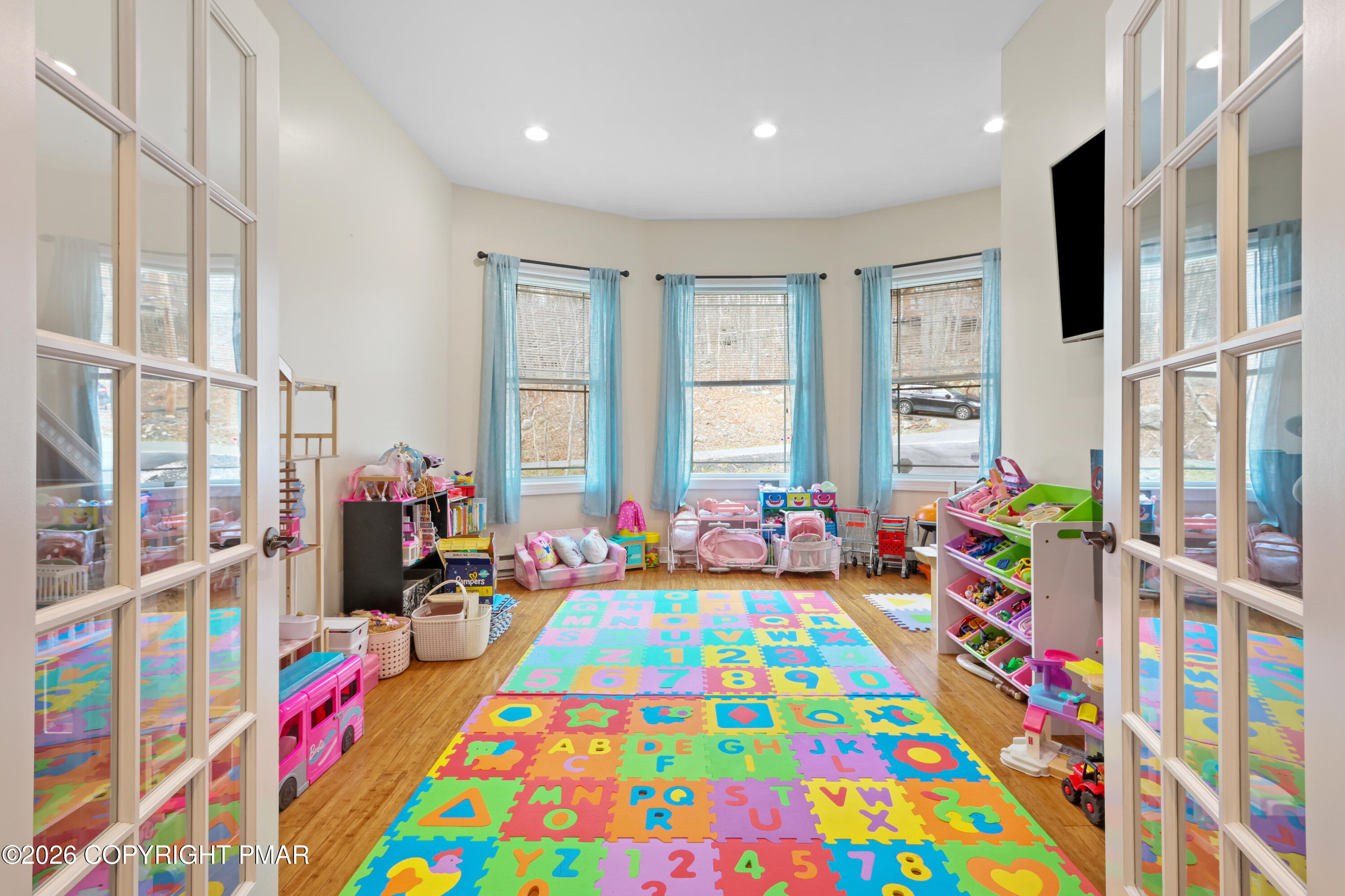 1007 Hampstead Road Bushkill, PA 18324 - Photo 27 of 69 095A9994