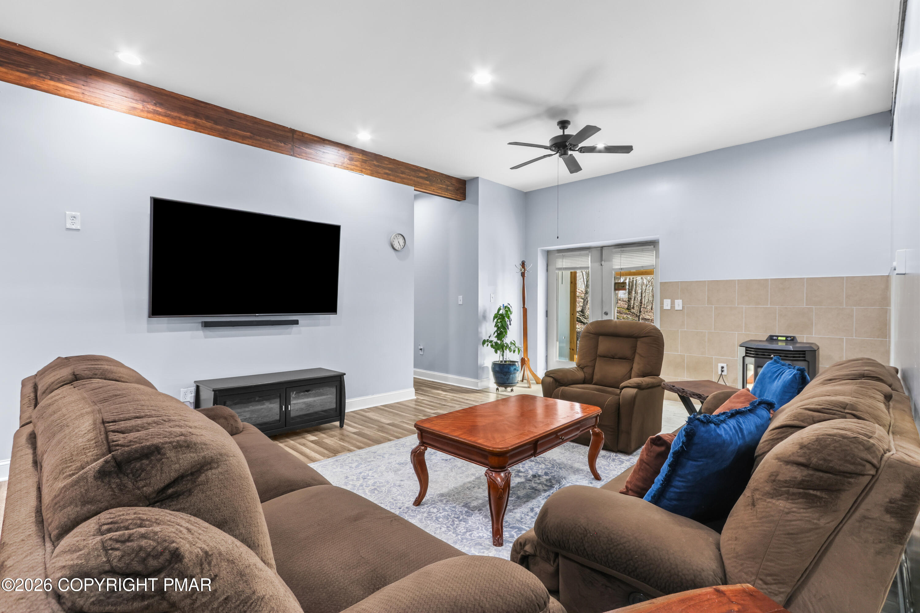 1007 Hampstead Road Bushkill, PA 18324 - Photo 35 of 69 095A0141