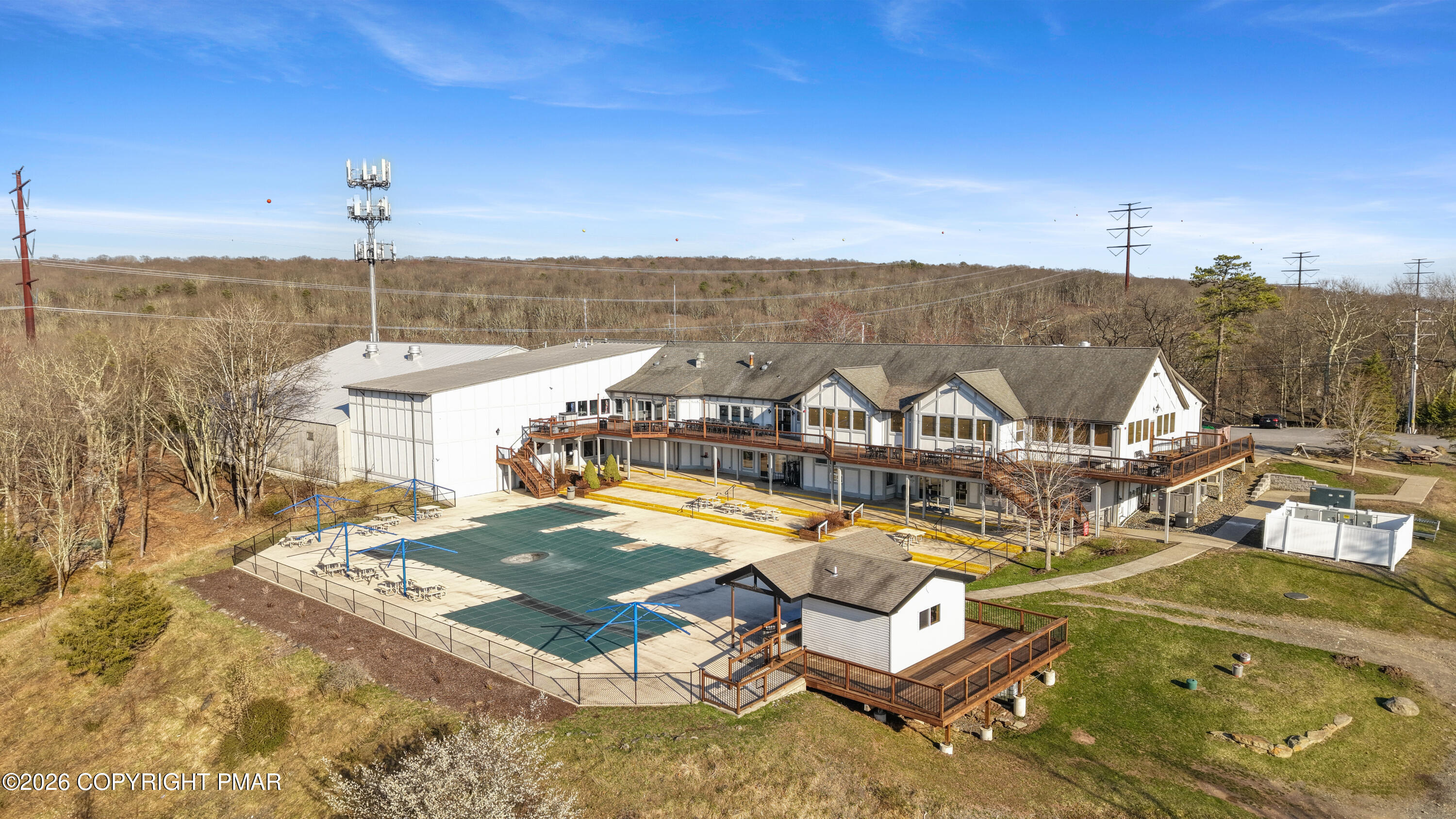 1007 Hampstead Road Bushkill, PA 18324 - Photo 57 of 69 DJI_20260413174132_0782_D