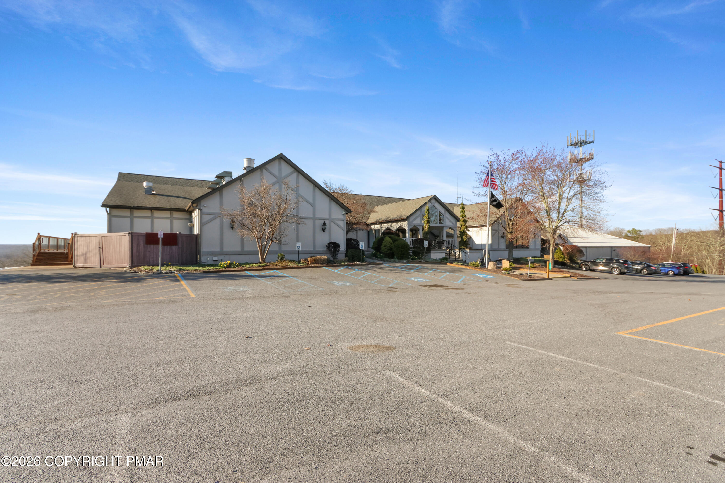 1007 Hampstead Road Bushkill, PA 18324 - Photo 58 of 69 095A0256