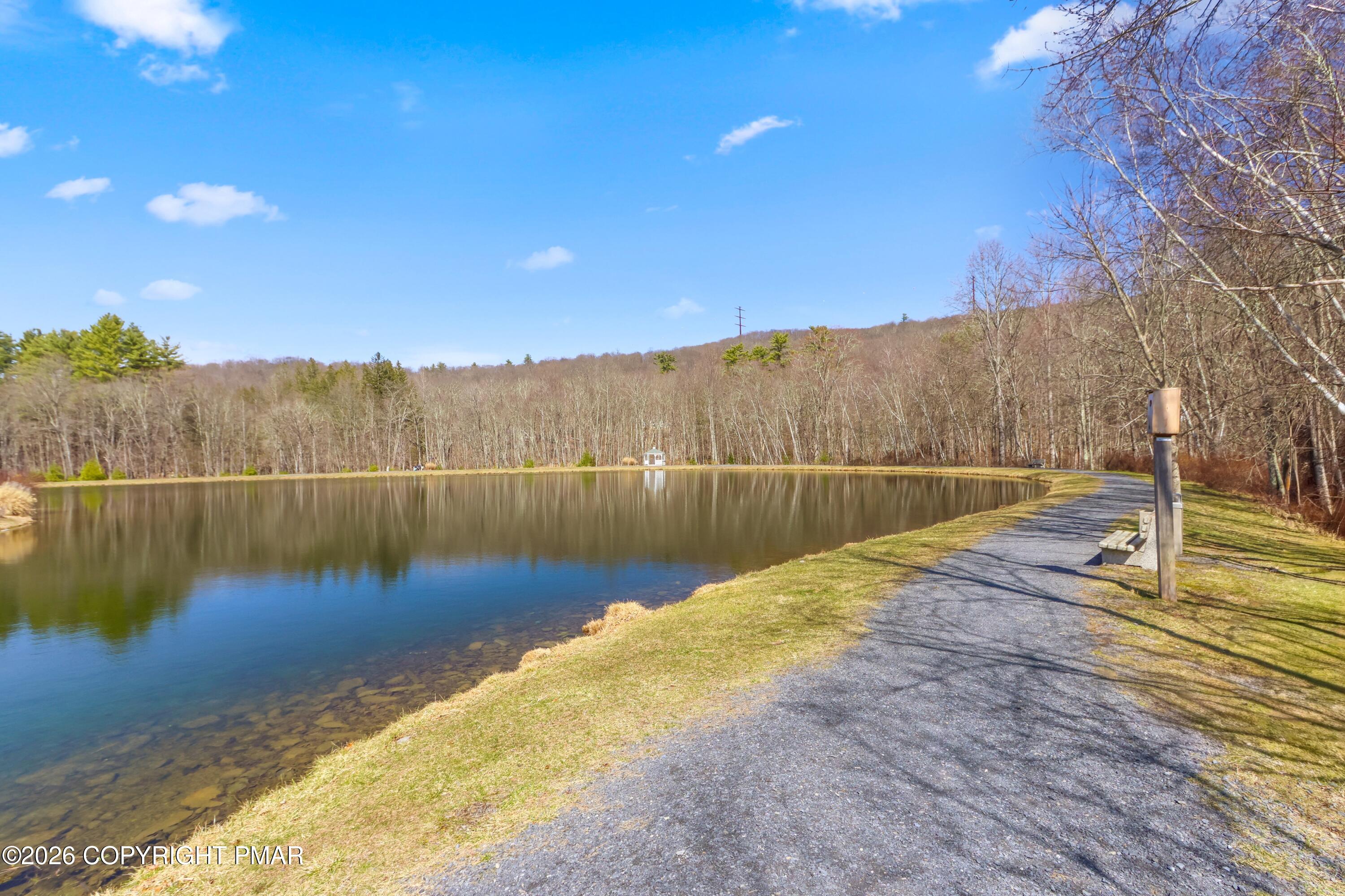 1007 Hampstead Road Bushkill, PA 18324 - Photo 67 of 68 095A9755