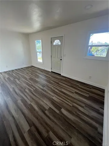 $1,700 | 3438 Locust Street, Riverside, CA 92501