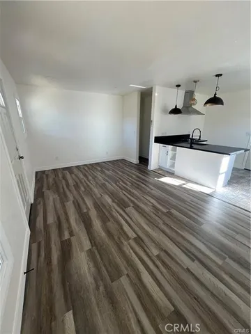 $1,700 | 3438 Locust Street, Riverside, CA 92501