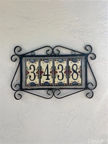 $1,700 | 3438 Locust Street, Riverside, CA 92501