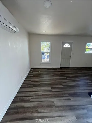 $1,700 | 3438 Locust Street, Riverside, CA 92501