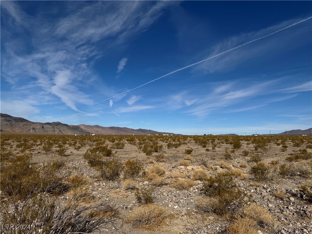 591 Roadrunner Road Pahrump, NV 89060 - Photo 2 of 5 Gallery Image 2