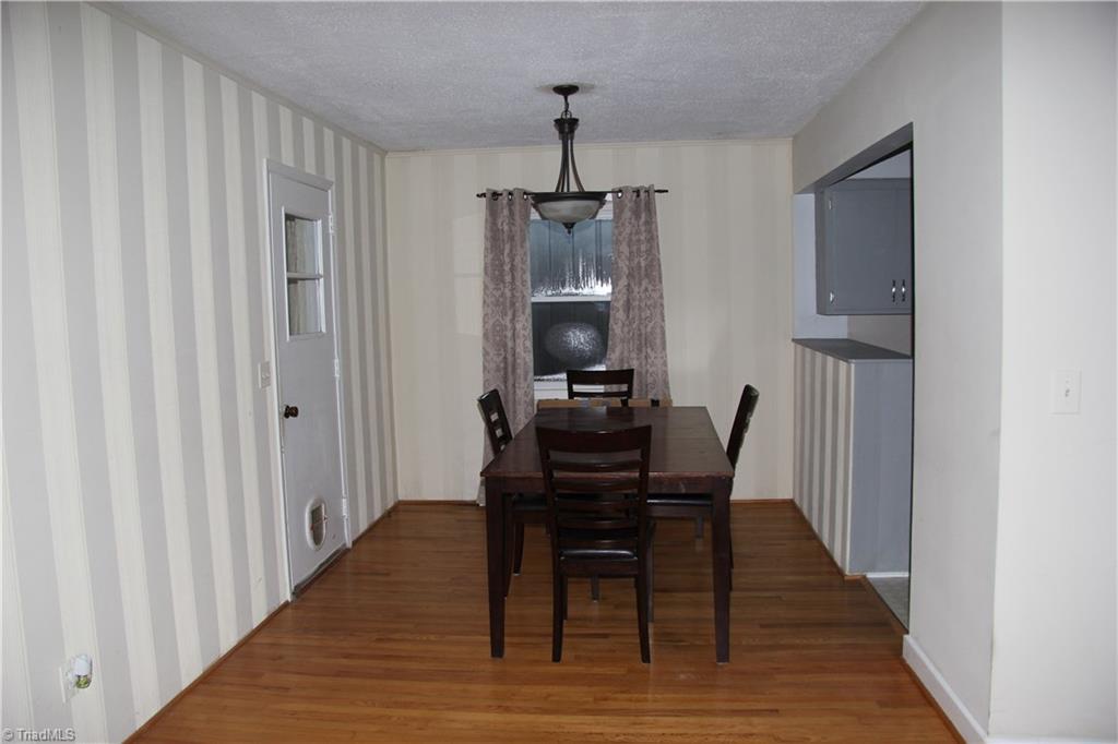 3409 Pine Valley Road High Point, NC 27265 - Photo 5 of 24