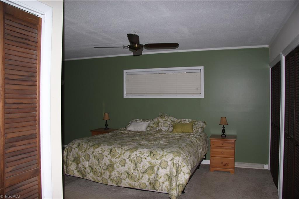 3409 Pine Valley Road High Point, NC 27265 - Photo 10 of 24