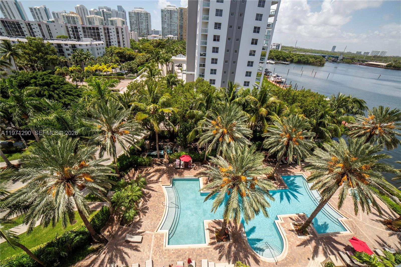17150 North Bay Road, Unit 2911 Sunny Isles Beach, FL 33160 - Photo 18 of 43 a picture of a city