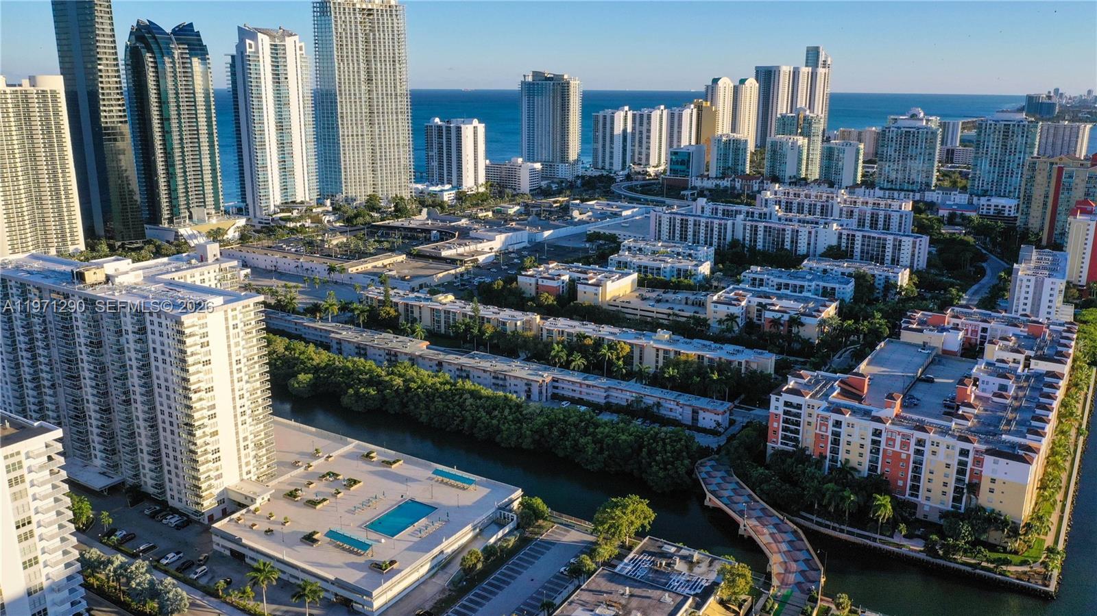 17150 North Bay Road, Unit 2911 Sunny Isles Beach, FL 33160 - Photo 21 of 43 a city view