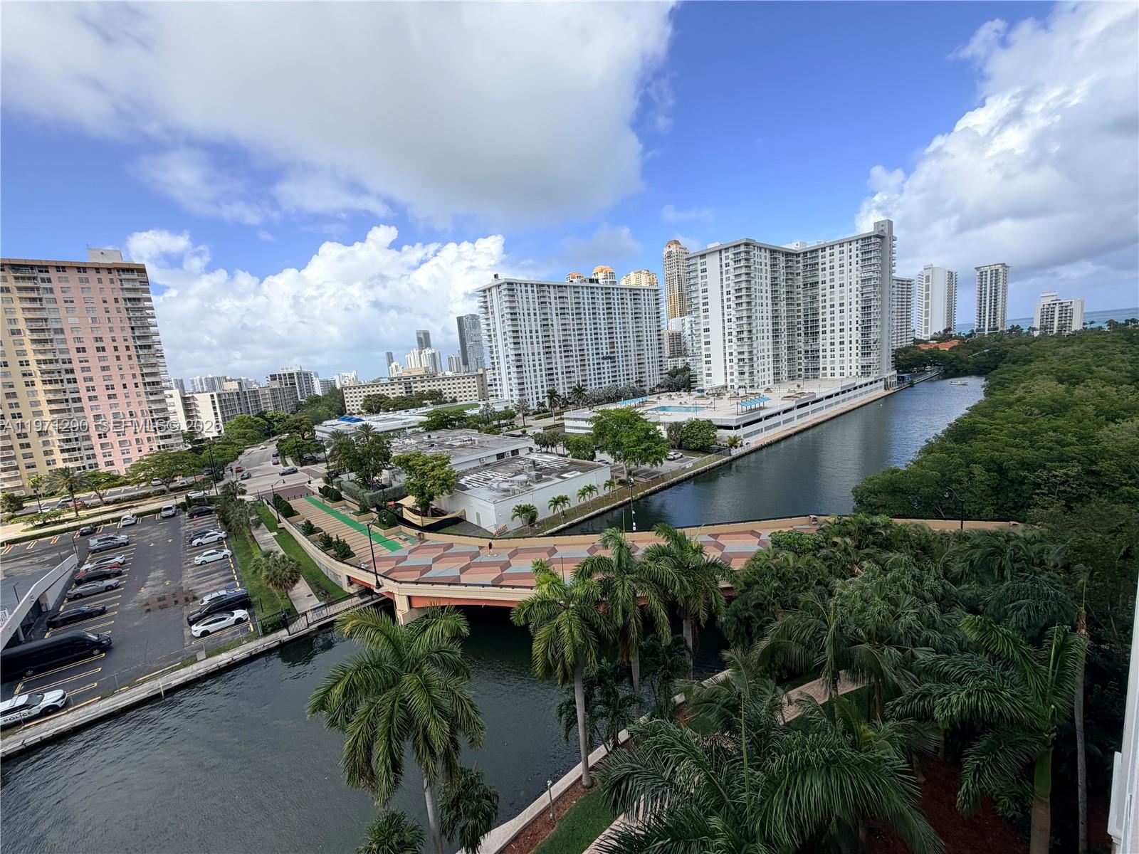17150 North Bay Road, Unit 2911 Sunny Isles Beach, FL 33160 - Photo 38 of 43 a picture of city view