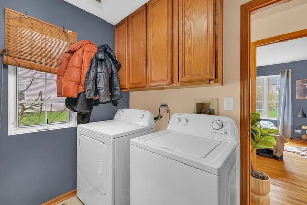 $320,000 | 649 Berkley Drive, Romeoville, IL 60446