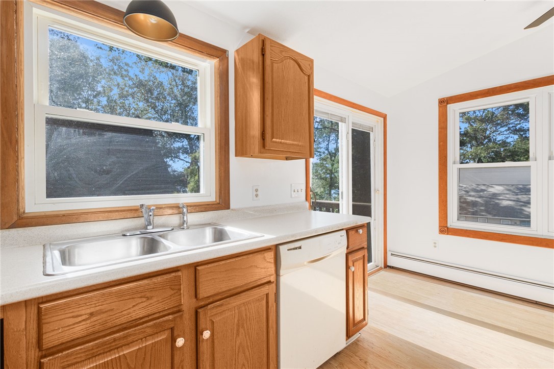 24 Seneca Street Coventry, RI 02816 - Photo 14 of 31