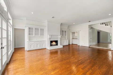 $699,000 | 5230 Norborne Lane, Houston, TX 77069