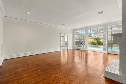 $699,000 | 5230 Norborne Lane, Houston, TX 77069