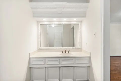 $699,000 | 5230 Norborne Lane, Houston, TX 77069