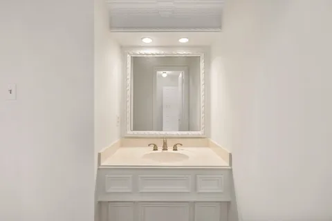 $699,000 | 5230 Norborne Lane, Houston, TX 77069