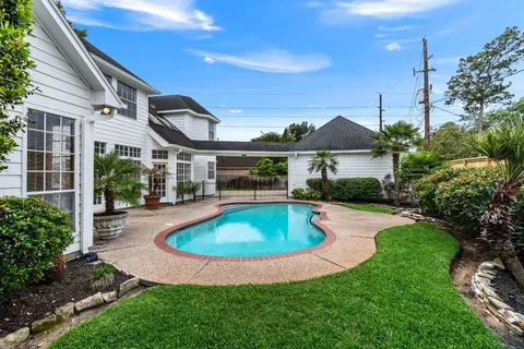 $699,000 | 5230 Norborne Lane, Houston, TX 77069