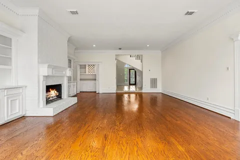 $699,000 | 5230 Norborne Lane, Houston, TX 77069