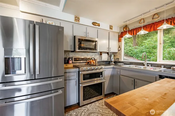 $625,000 | 69 North Point Drive, Bellingham, WA 98229