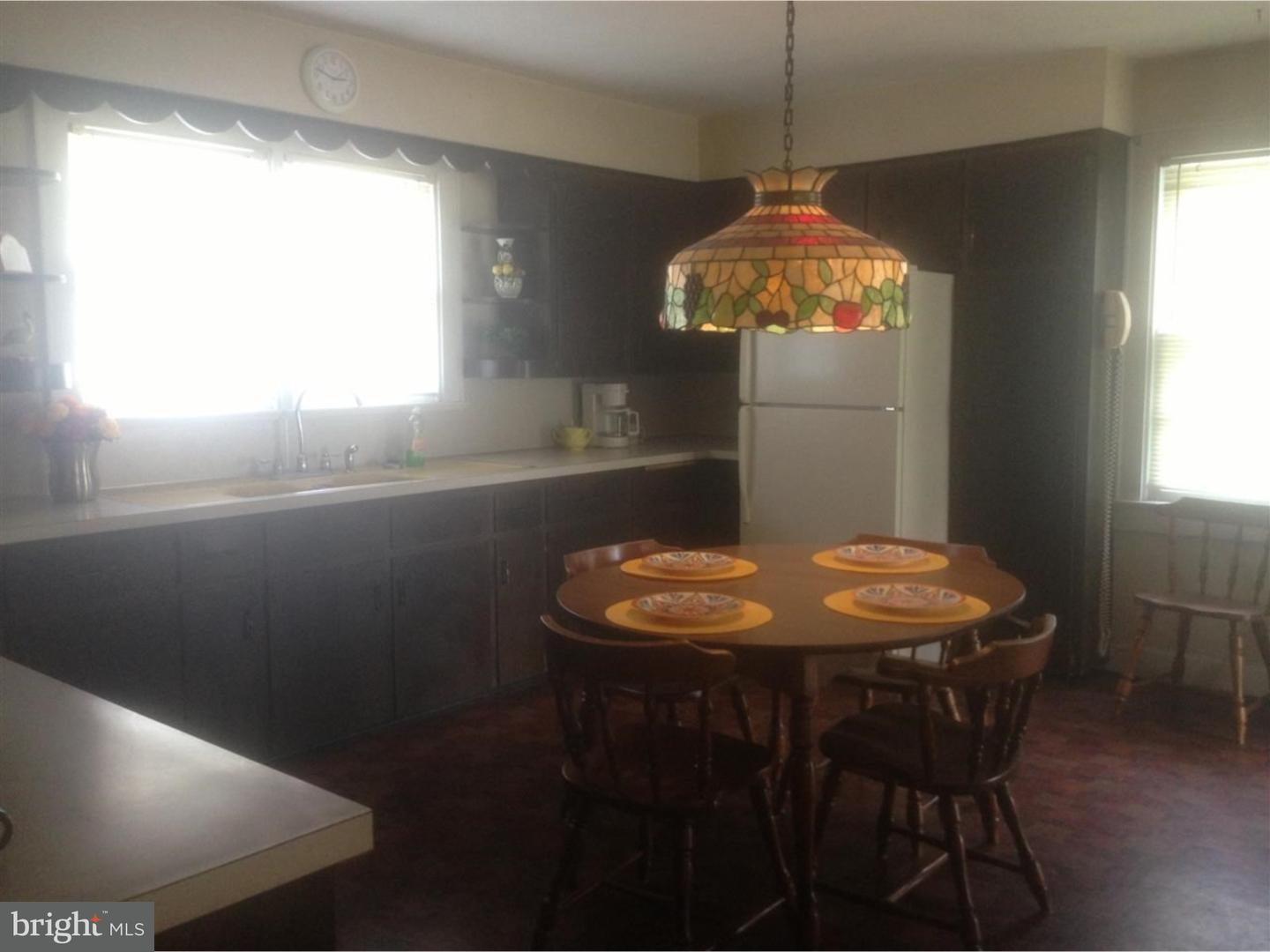 242 Wheat Road Buena, NJ 08341 - Photo 4 of 11 Gallery Image 4