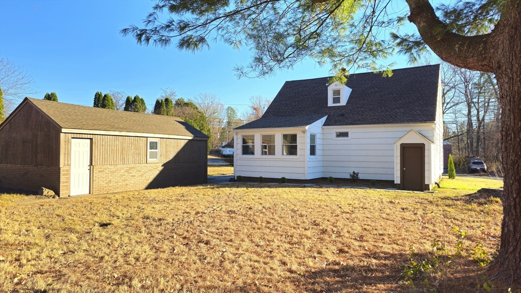 14 Bluemer Road Southampton, MA 01073 - Photo 4 of 23 Gallery Image 4
