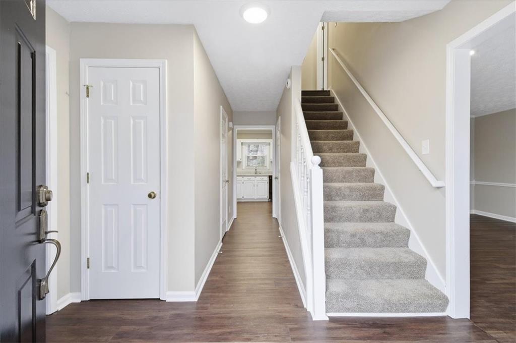 5281 Cross Creek Point Acworth, GA 30102 - Photo 5 of 35