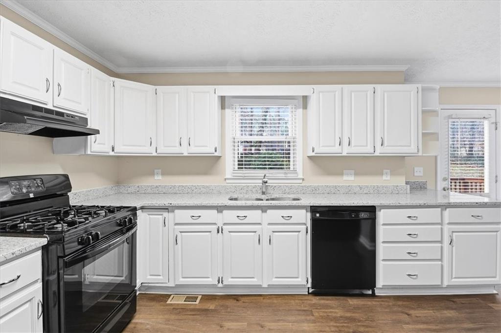 5281 Cross Creek Point Acworth, GA 30102 - Photo 10 of 35